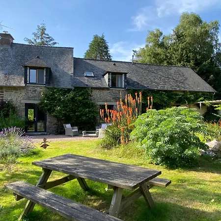 L'hôtié De Brocéliande